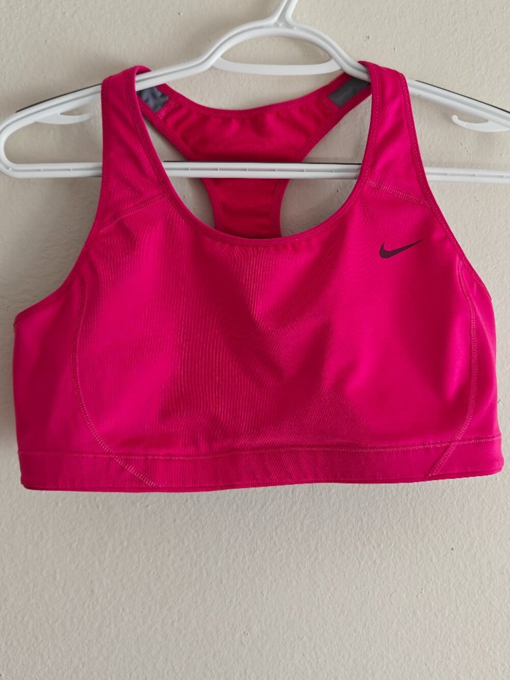 NIKE WOMEN'S DRI-FIT HOT PINK SPORTS BRA (SIZE XL)